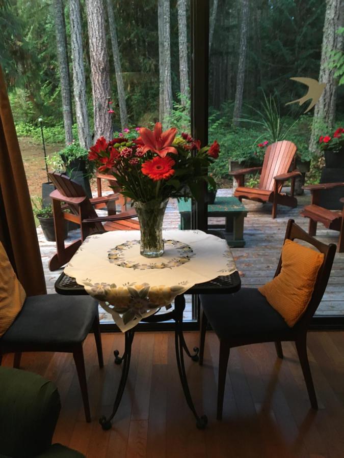 Cedar Song B&B Parksville Ngoại thất bức ảnh