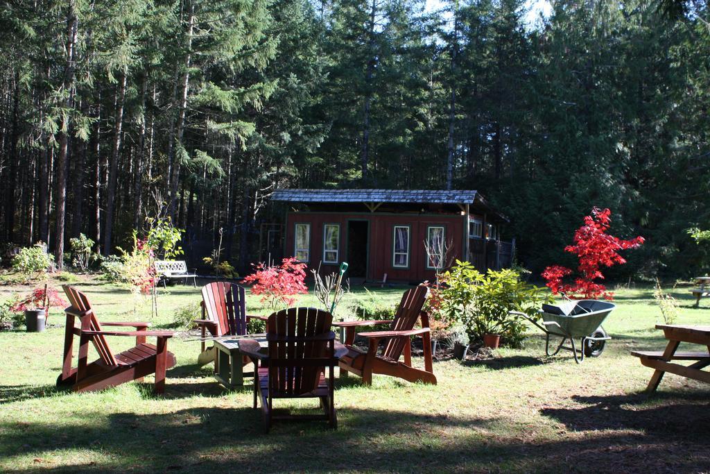 Cedar Song B&B Parksville Phòng bức ảnh