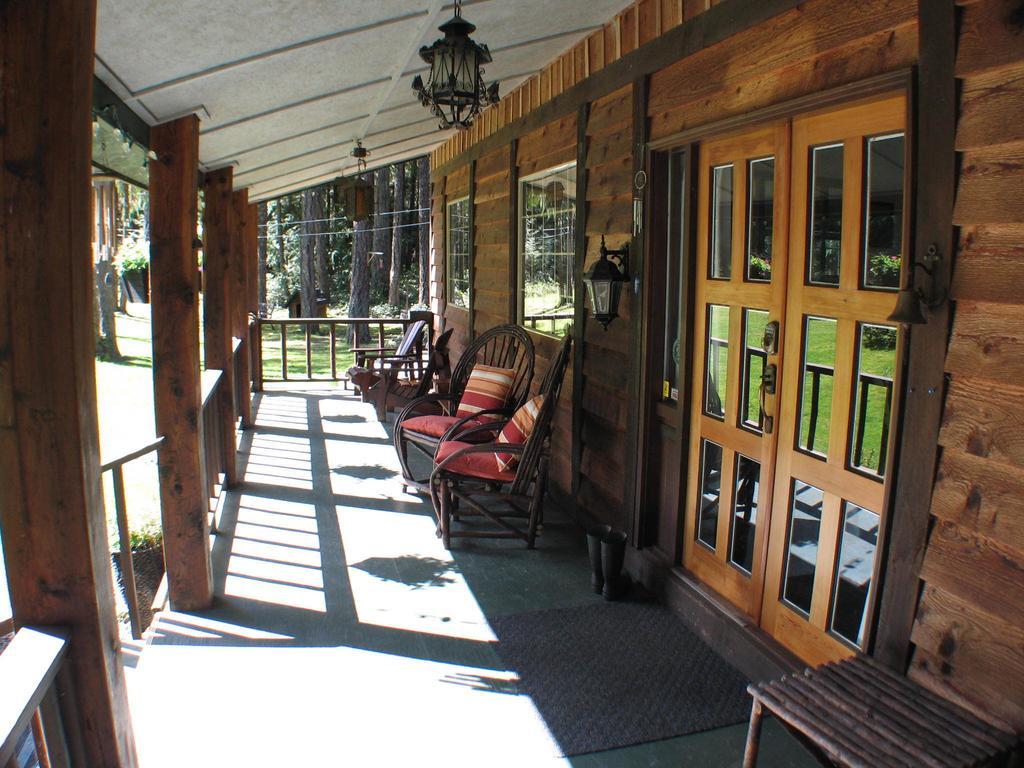 Cedar Song B&B Parksville Ngoại thất bức ảnh