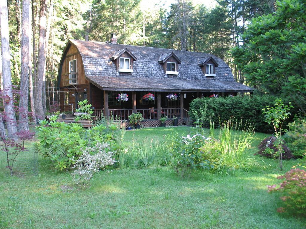 Cedar Song B&B Parksville Ngoại thất bức ảnh